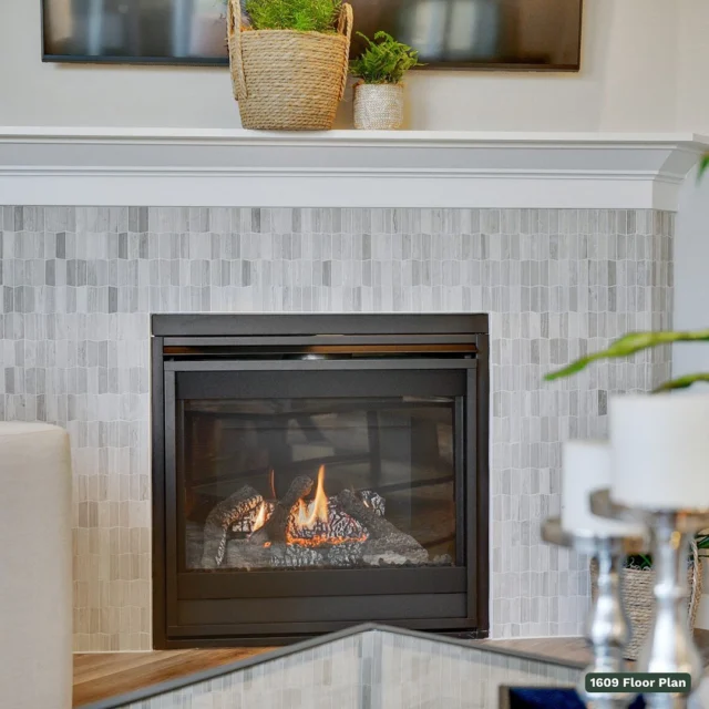 Nothing beats the warmth, comfort and joy of being at home🕯️🏠 

Ready to make these cozy moments your own? Click the link in our bio to learn more!📲

#HoltHomes #HoltHomesPNW #pnwhomes #home #homeinspiration #realestate #cozyinteriors #winterinterior