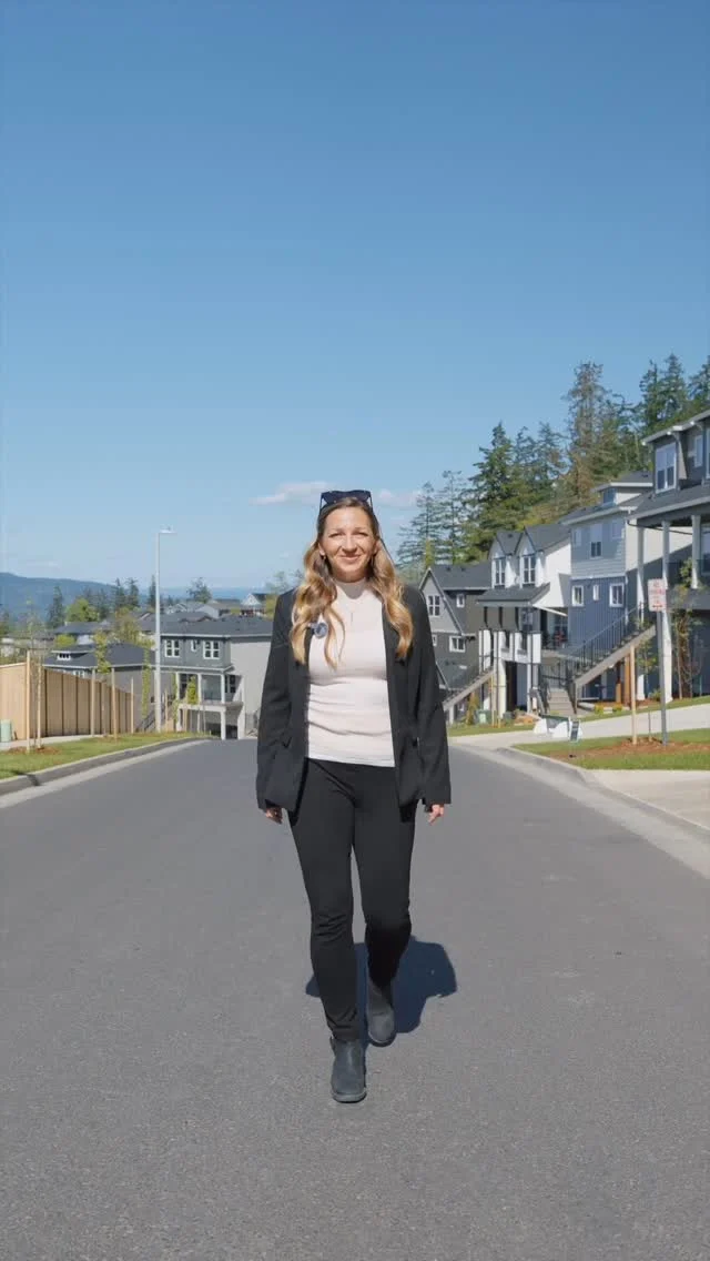 Looking for your next home with incredible views and top-rated schools? 🏡

Tucked just five minutes from I-5, East Mountain makes it easy to explore all the Willamette Valley has to offer, plus, it’s minutes from parks, trails, and the University of Oregon.

Nature, convenience, and ease all in one community. Tap the link in bio to explore.🌲🏞️