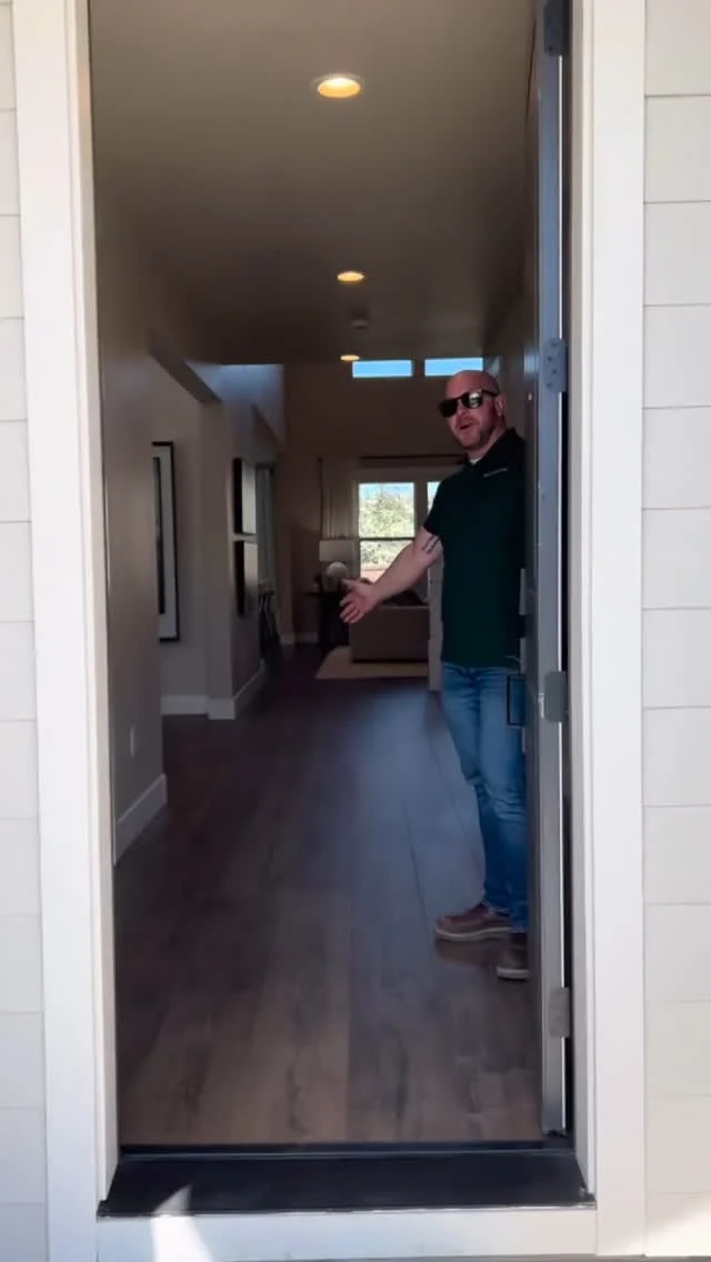 Cruising through Eagle Point with @holthomeswithtylerandcat and stepping inside one of our newest homes in the heart of the golf community.

If you’ve been looking for that Southern Oregon charm plus a move-in ready home, this is your sign.

#holthomespnw #holthomes #southernoregon #eaglepoint #oregonrealestate