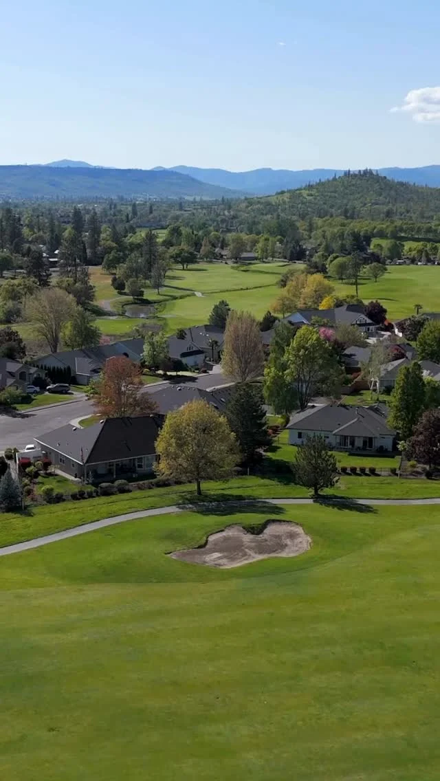 Life at Quail Run 🌿 With playgrounds, parks, and plenty of room to grow, this community is a hidden gem in Southern Oregon.

Tap the link in bio to explore more.

#holthomes #holthomespnw #quailrun #communitylove