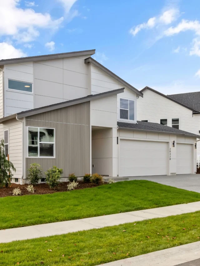 Looking for a home that grows with you? 🏡 Floor plan 3163 at Glacier Pointe at Tehaleh is designed for busy mornings, weekend projects and everything in between.

The loft, flex room and oversized garage give you space for hobbies, work or extra bedrooms. With 5 to 6 bedrooms and 3.5 to 4.5 baths, there’s room for family, guests and multigenerational living. The open kitchen and great room make hosting easy, while the covered patio extends your living space outdoors. Upstairs, the primary suite offers a quiet retreat with a spa bath and walk-in closet connected to the laundry.

Schedule your tour today and see it for yourself. 

#holthomespnw #newhome #pnwlife #pnwhomes