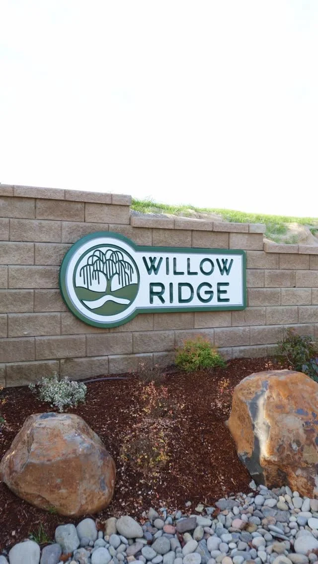 Top schools, great food, and trails just minutes from your door 😎

Willow Ridge puts you in the heart of Beaverton where farmers markets, food carts, parks, and nature paths are all nearby. Explore the growing downtown dining scene or spend weekends hiking, biking, and enjoying green spaces.

Living here means:
🏡 Flexible floor plans and modern upgrades you actually want
🔋 EV chargers and pre-wiring for tomorrow’s tech
🍴 Local bites and fresh finds at nearby markets
🌳 Easy access to trails and outdoor adventures

📍 Willow Ridge | Beaverton, OR

#holthomespnw #realestate #pnwhomes