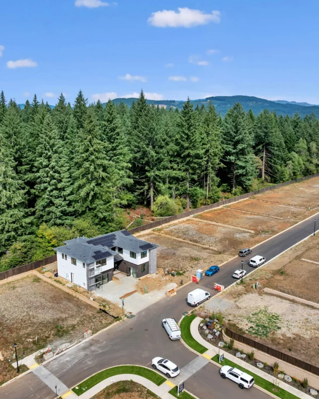 Every home has a beginning 🤩

Take a peek at SHAWOOD at The Glades before it became the bright, inviting spaces you see today. Just up the hill from Holt Homes at The Glades, SHAWOOD is a sister brand built within the Sekisui House family, thoughtfully designed from the ground up to create spaces where life happens naturally.