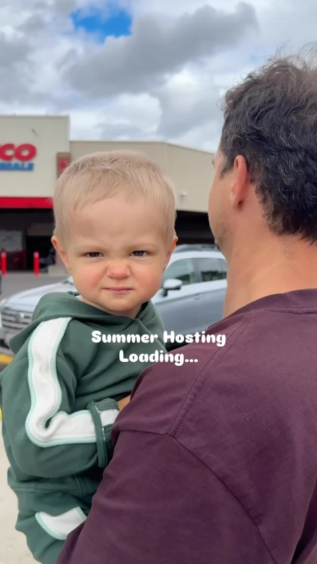 Summer Hosting Loading…
Love hosting and preparing all the little beautiful details for our guests. 🤍

@holthomespnw
#athomewithHolt #holthomesPNW #createdwithholt